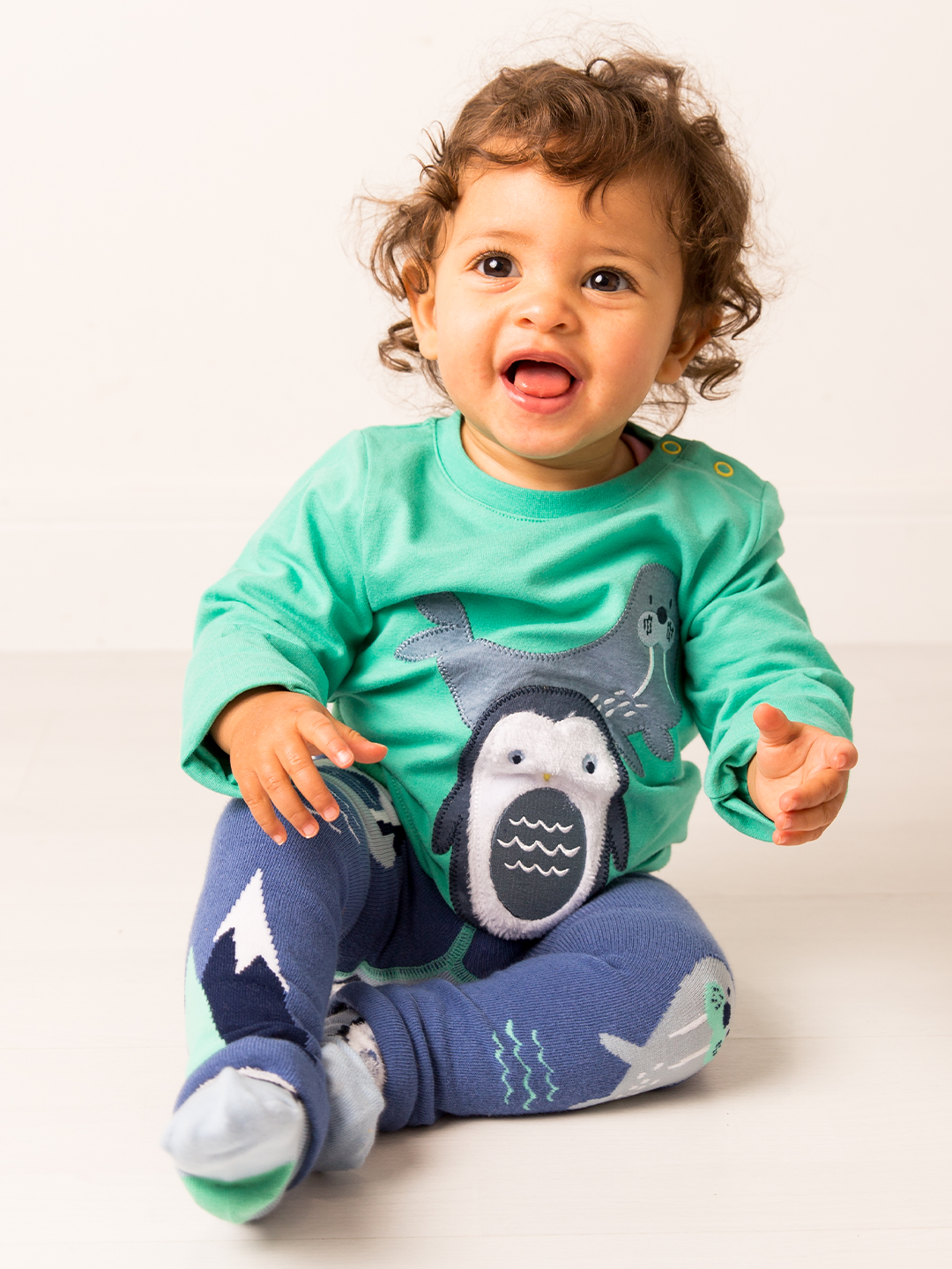 Arctic Friends Outfit (2PC)