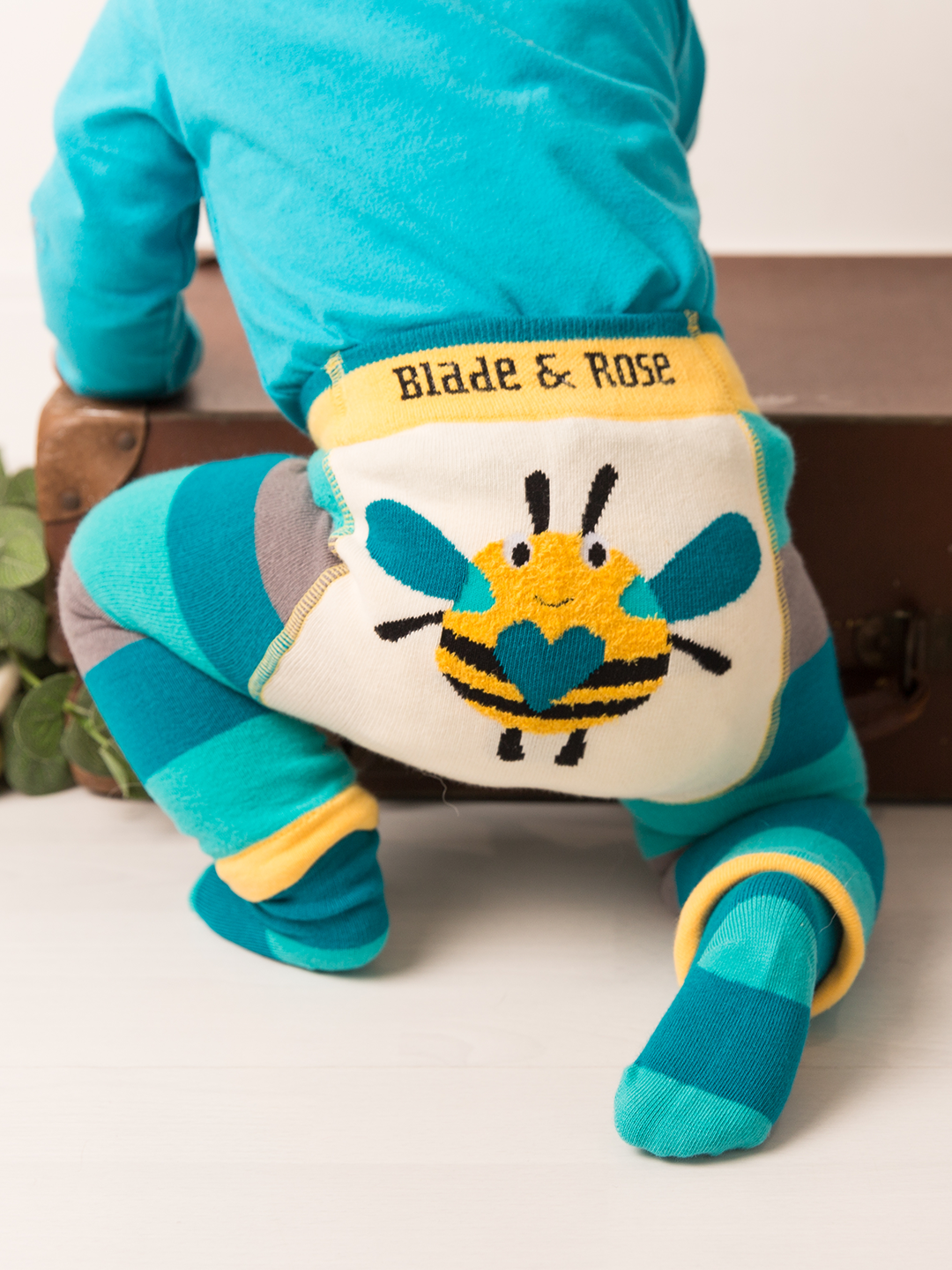 Buzzy Bee Outfit (3PC) - Blade & Rose UK